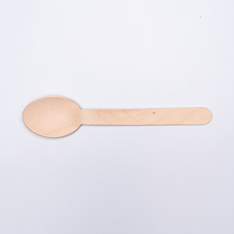 Puiset pöytäastiat